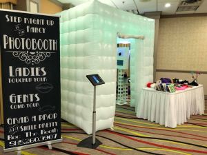 Enclosed photo booth setup